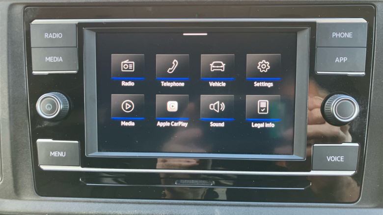 Volkswagen Crafter Cr35 Mwb Diesel 2.0 TDI 177PS Commerce Plus High Roof Van